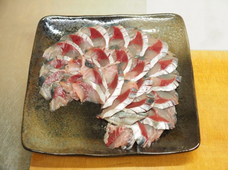 オアカムロのさばき方 刺身 たたき 魚料理と簡単レシピ