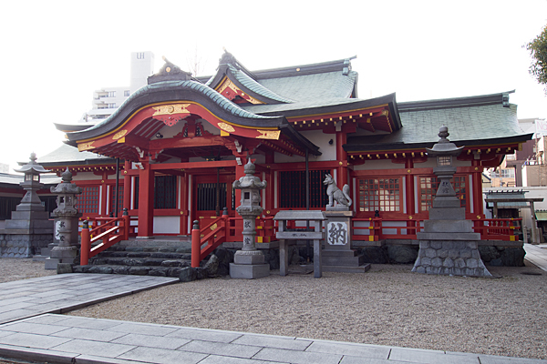 古渡稲荷神社社殿