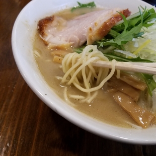 さぶろう　濃厚煮干ｿﾊﾞ　麺
