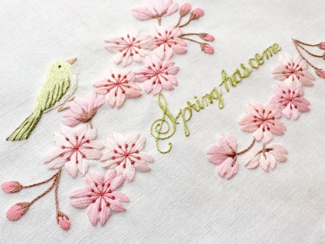 春なので桜の刺繍を - フランス刺繍